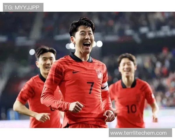 韩国足球明星精彩瞬间集锦盘点他们的辉煌成就与感人故事